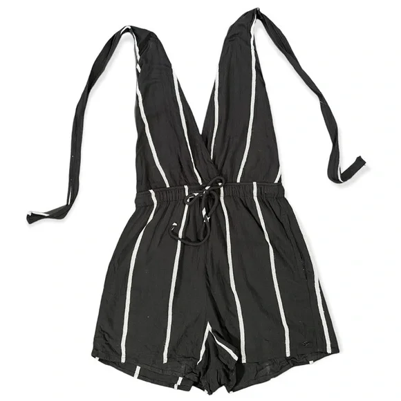 Volcom Coco Black and White Striped Halter Romper sz S - Picture 2 of 12